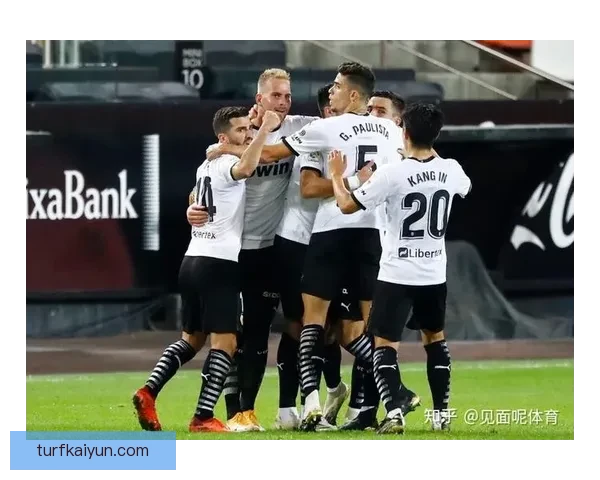 瓦伦西亚边路速度持续提升，近期表现值得关注