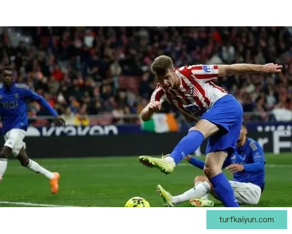 西蒙尼战术适应能力持续提升 备受关注球队战术调整效果